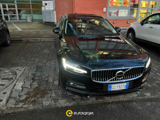 VOLVO V90 B4 (d) Geartronic Momentum Business Pro