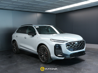 AUDI Q3 TFSI 195 kW S tronic quattro S Line edition