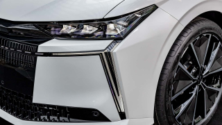 DS DS N&deg;4 Plug-in Hybrid 240 Performance Line