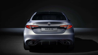 ALFA ROMEO Giulia 2.9 V6 Bi-Turbo AT8 Quadrifoglio